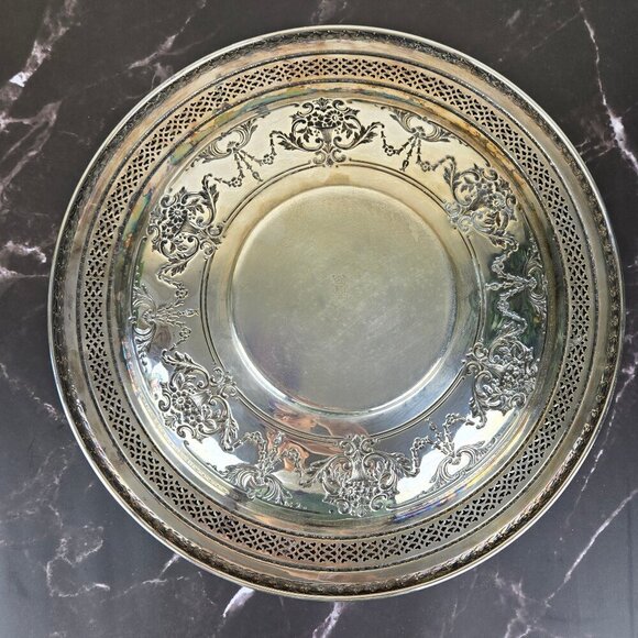 Vintage International Silver Co 42181 Ornate Round Pierced Serving Tray - Picture 5 of 8